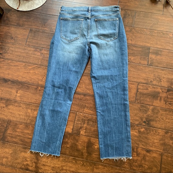 SOLD NWT {Old Navy} The power Jean - Picture 5 of 6